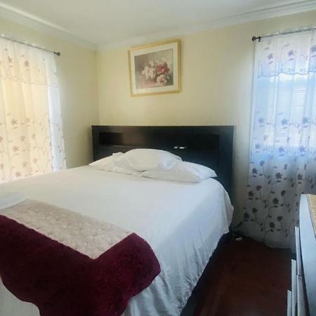 Minutes From Jfk, Beautiful Home With Peaceful, Cosy, Private Room Nowy Jork Zewnętrze zdjęcie
